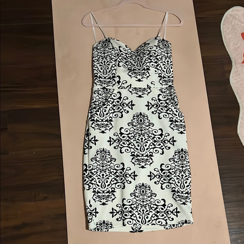 B Darlin Black and White Patterned Mini Dress